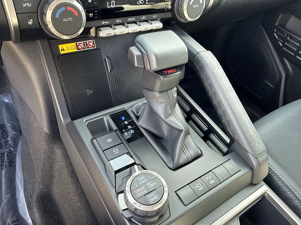 Thumbnail: 2025 Toyota 4Runner - 22