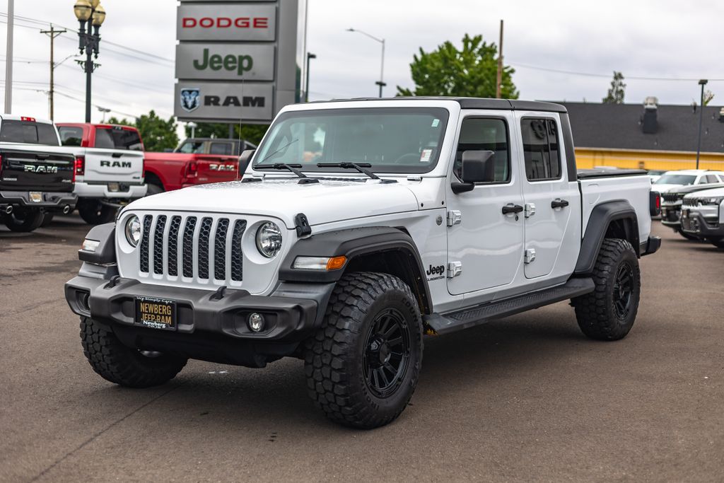 2020 Jeep Gladiator Sport thumbnail 4
