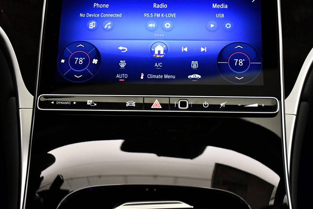 Thumbnail: 2026 Mercedes-Benz GLC - 29