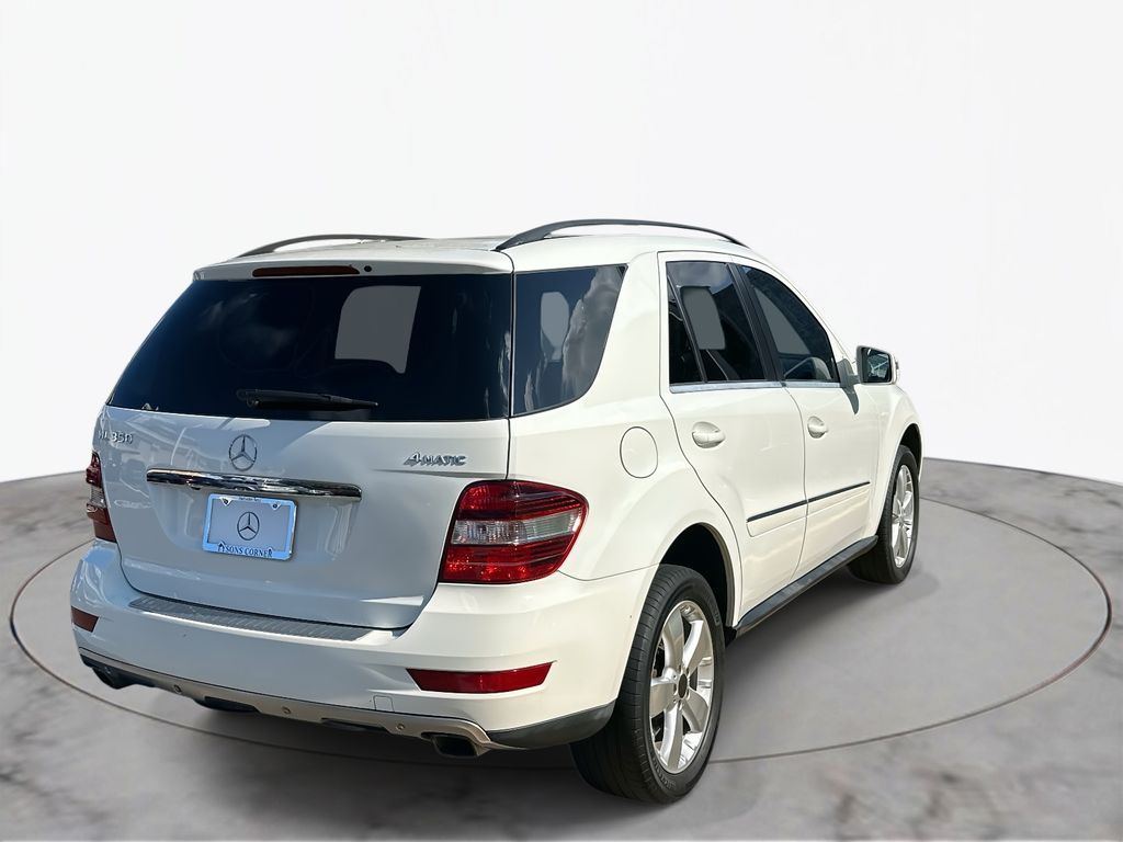 Thumbnail: 2011 Mercedes-Benz M-Class - 7
