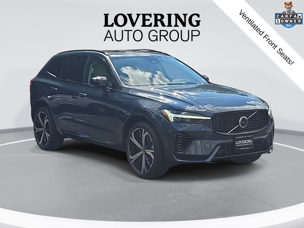 2024 Volvo XC60 Recharge T8 Ultimate Dark Theme eAWD