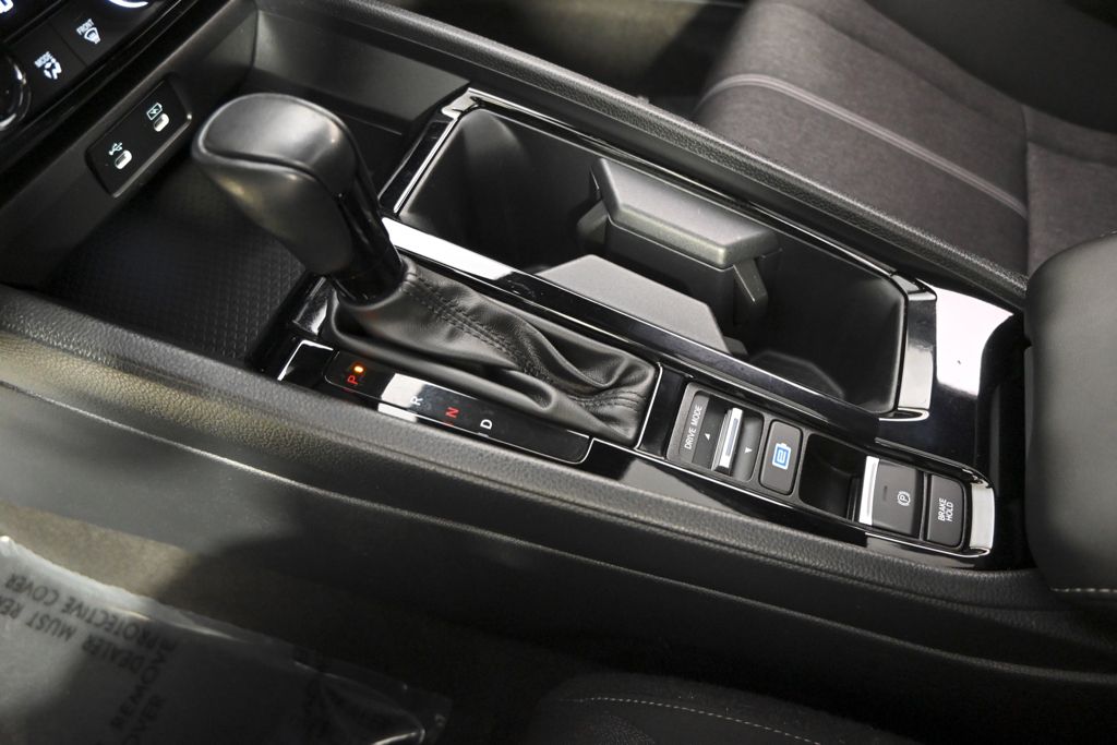 Used 2023  Honda Sport Hybrid image 32