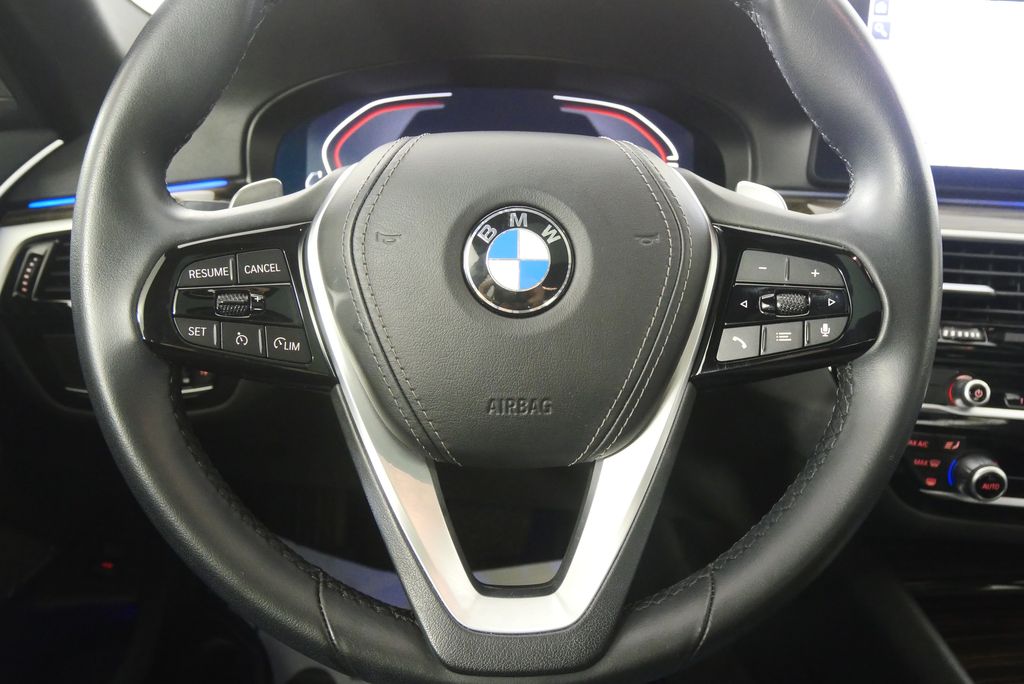 Thumbnail: 2023 BMW 5 Series - 19