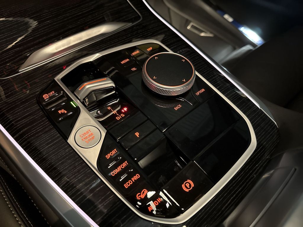 Thumbnail: 2026 BMW X5 - 20
