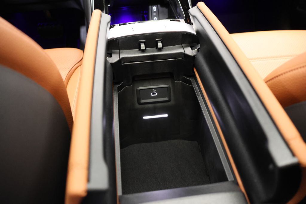 Thumbnail: 2026 Mercedes-Benz GLC - 29