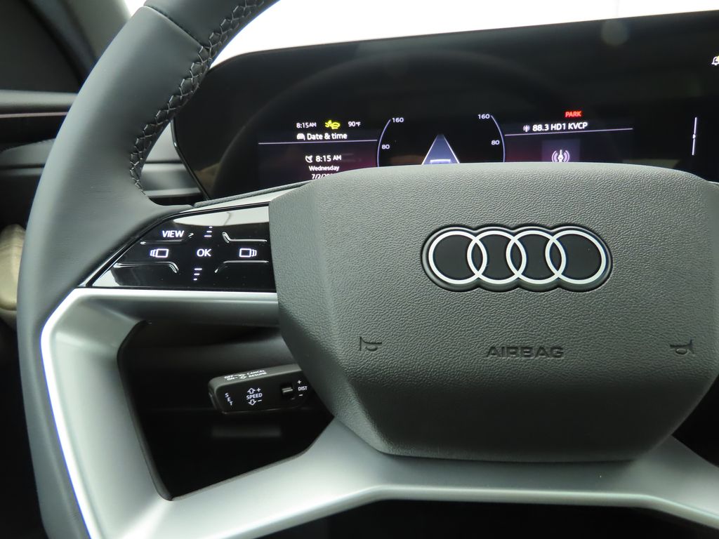Thumbnail: 2025 Audi Q5 - 12