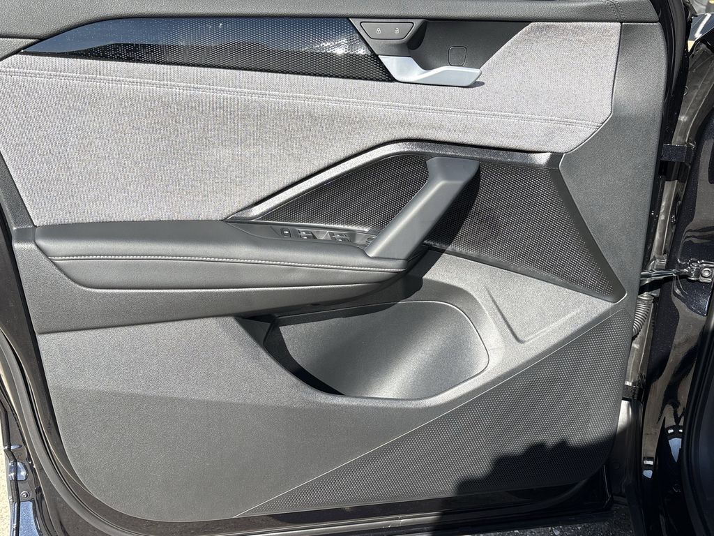 New 2026 Black Pearl Volkswagen 2.0T S image 10