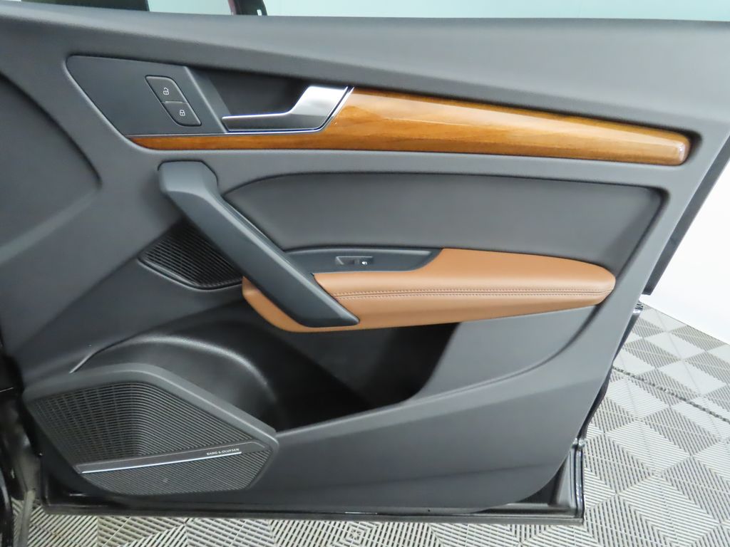 Thumbnail: 2023 Audi Q5 - 26