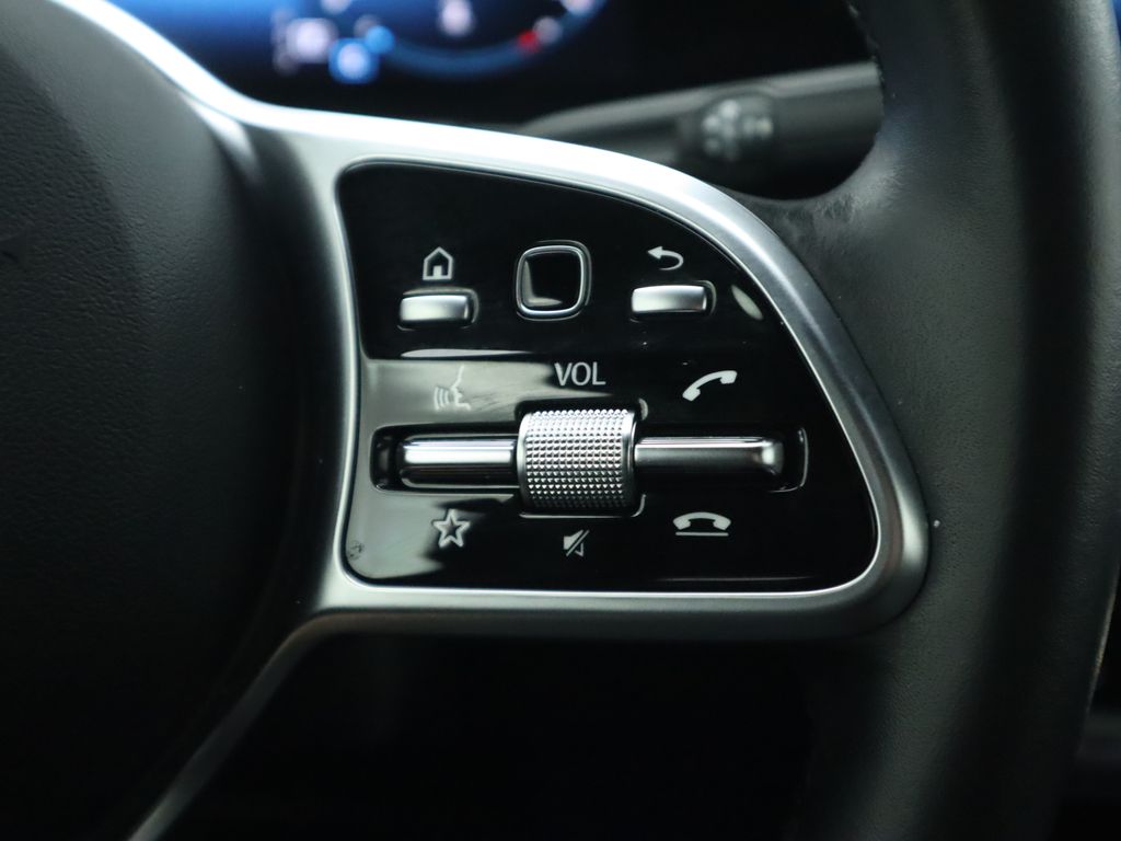 Thumbnail: 2023 Mercedes-Benz GLA - 12