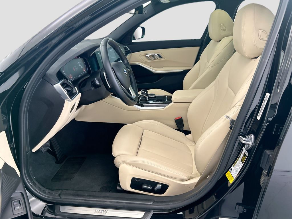 Thumbnail: 2020 BMW 3 Series - 18