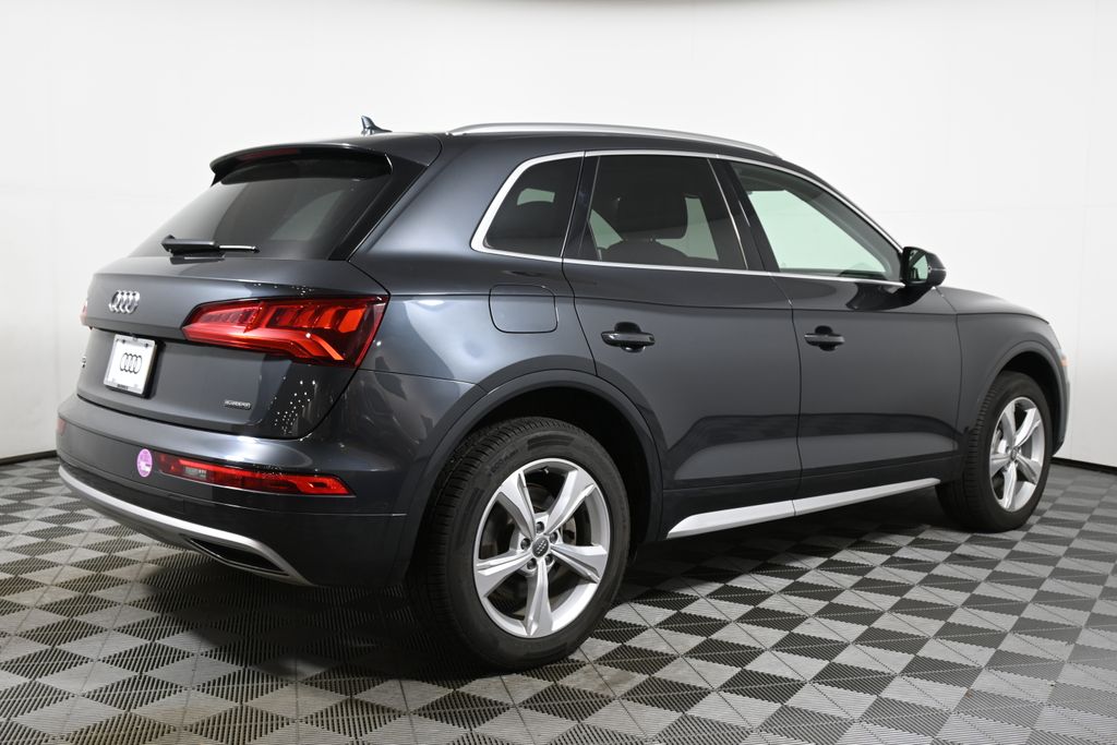 Thumbnail: 2020 Audi Q5 - 7