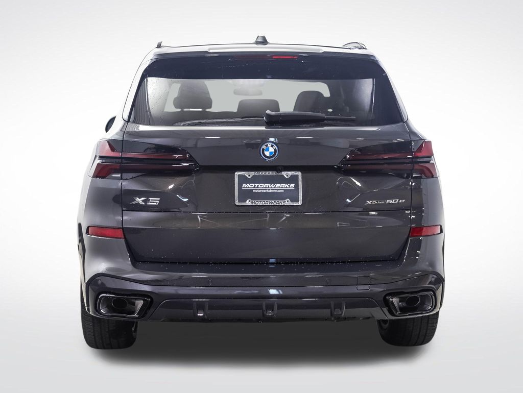 Thumbnail: 2026 BMW X5 - 4