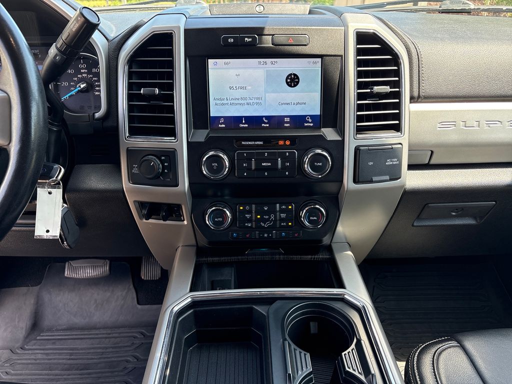 Used 2021  Ford Lariat image 27