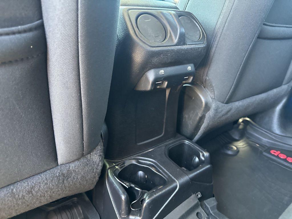 Used Car 2021 Jeep Gladiator  Sport For Sale Under $35,000 In Austin, Texas
