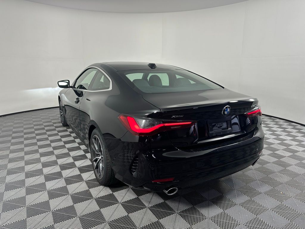 Thumbnail: 2025 BMW 4 Series - 7