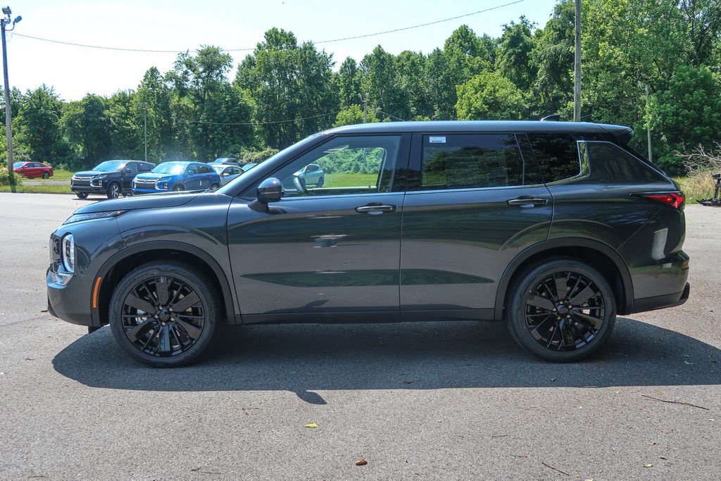 2026 Mitsubishi Outlander LE 2.5 S-AWC