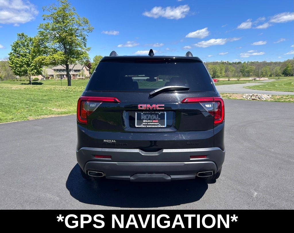 View vehicle photo 7