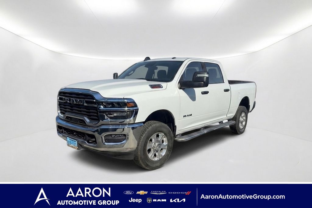 Bright White Clearcoat 2026 RAM 2500 Pickup Truck Four-Wheel Drive 8-Speed Automatic