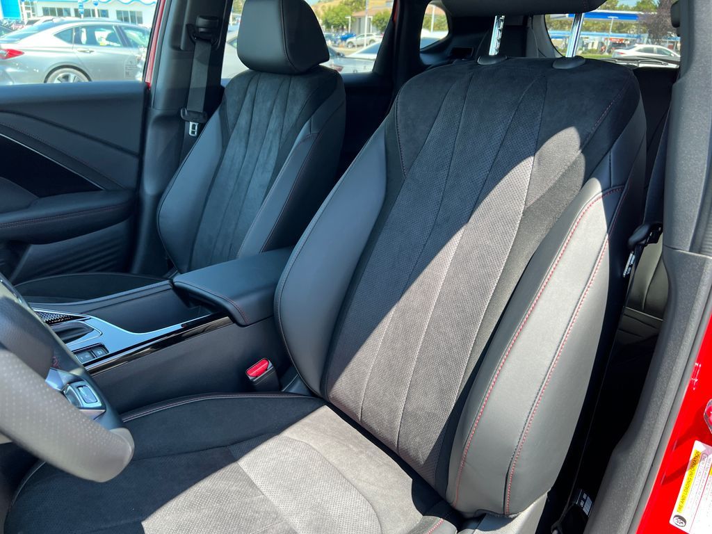 Thumbnail: 2025 Acura ADX - 15