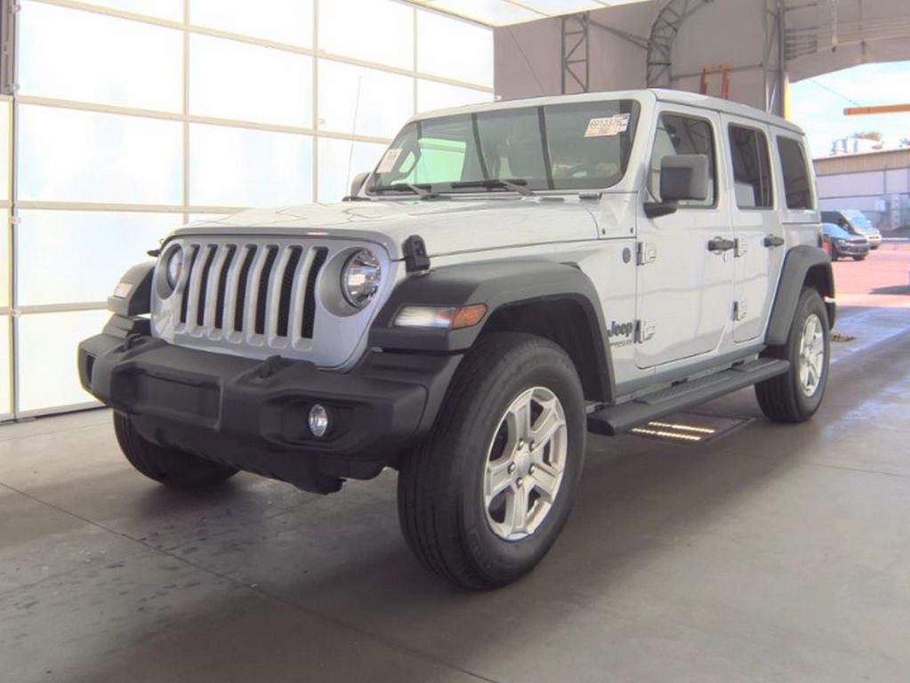 Used 2022 Silver Jeep Unlimited Sport S image 2