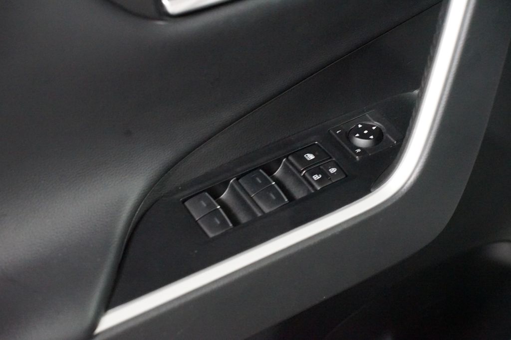 Thumbnail: 2024 Toyota RAV4 - 31