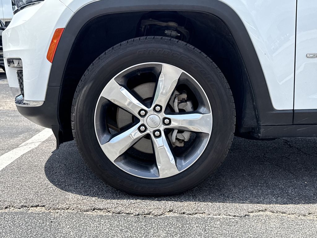 2021 Jeep Grand Cherokee L Limited White at Mac Haik CDJR North Houston