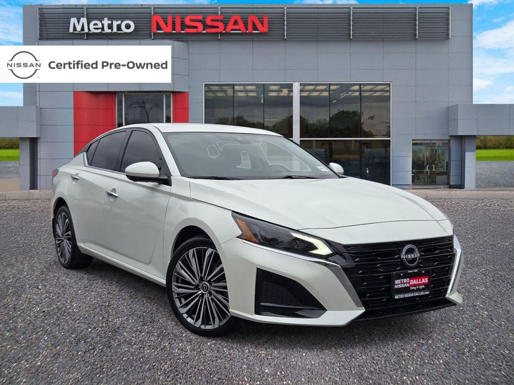 2023 Nissan Altima 2.5 SL