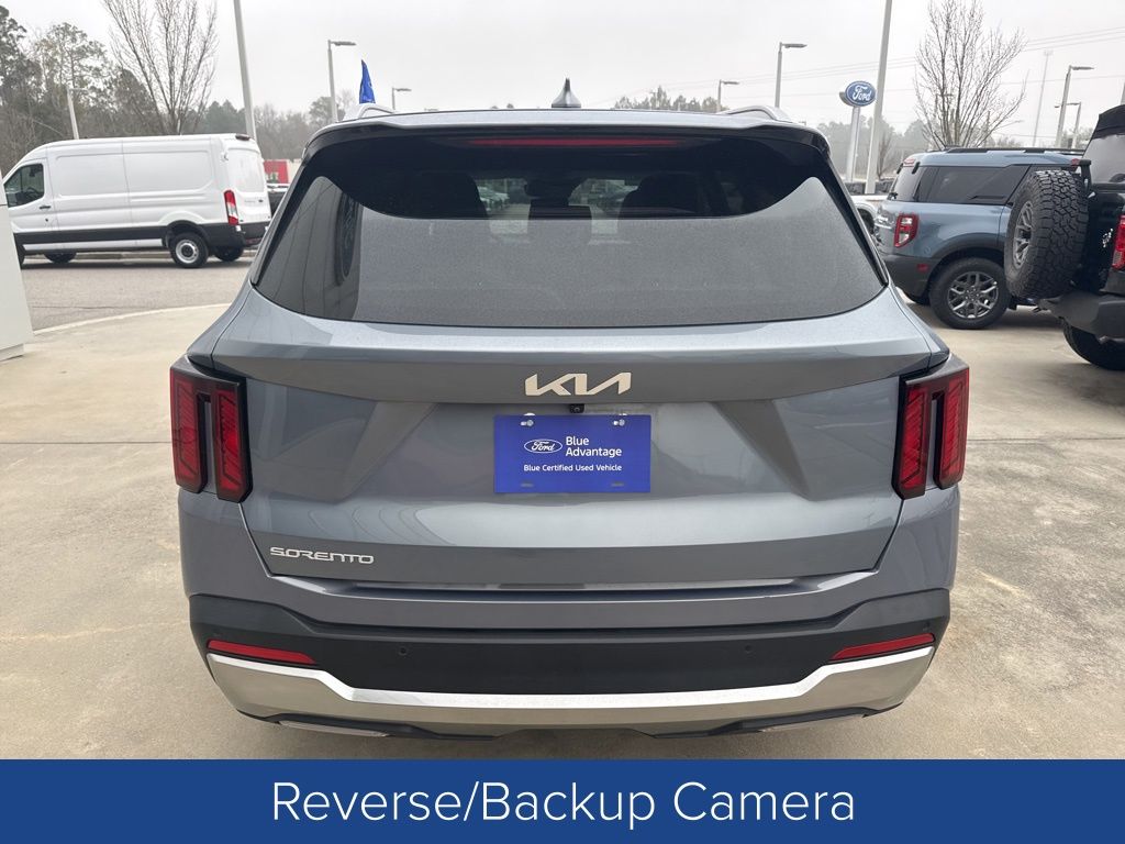 2024 Kia Sorento S