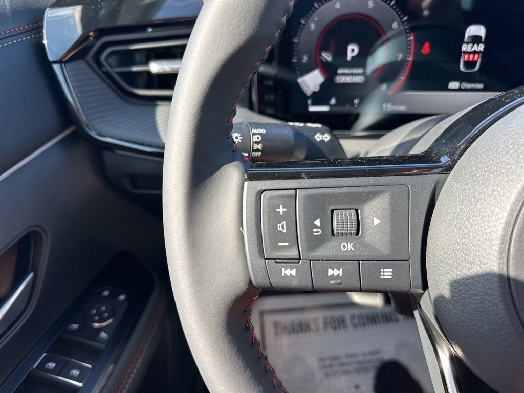 2025 Super Black Nissan Kicks SR FWD SUV