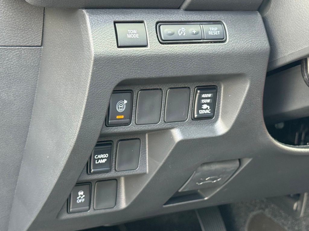 New 2027 Nissan Frontier Truck