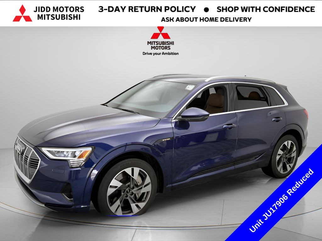 2022 Audi e-tron Premium quattro AWD