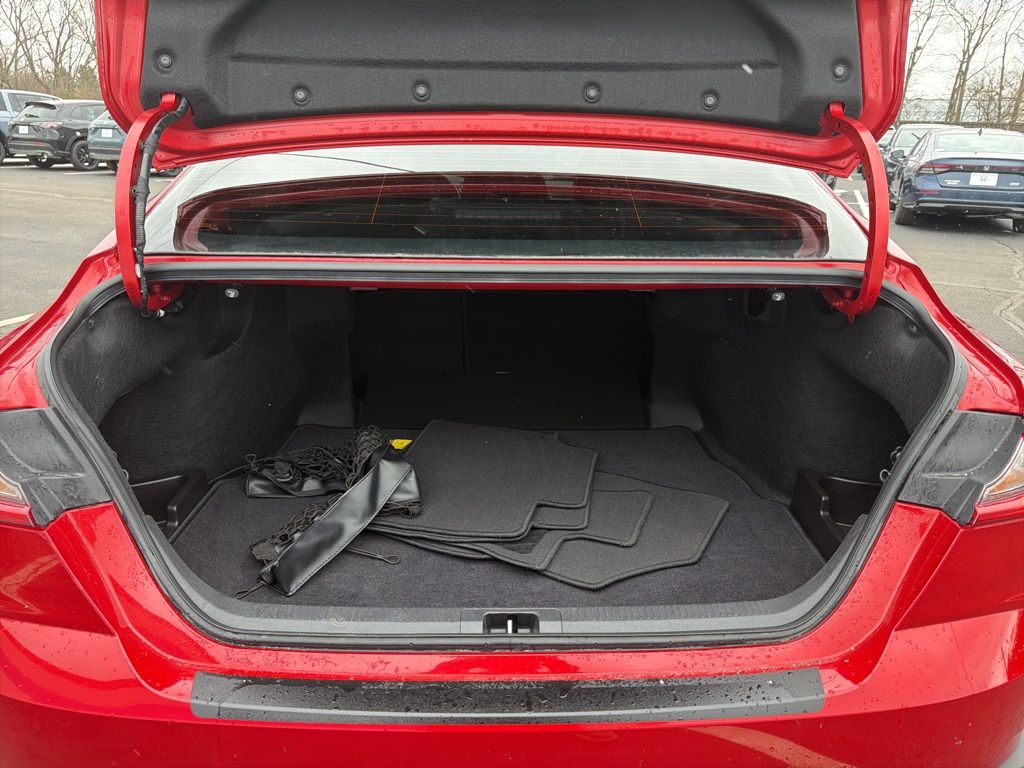 Thumbnail: 2025 Toyota Camry - 21