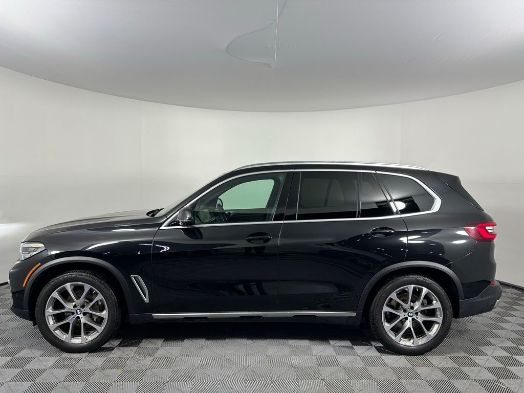 Thumbnail: 2023 BMW X5 - 8