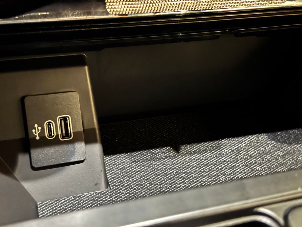 New 2026 White Ford Lariat image 34