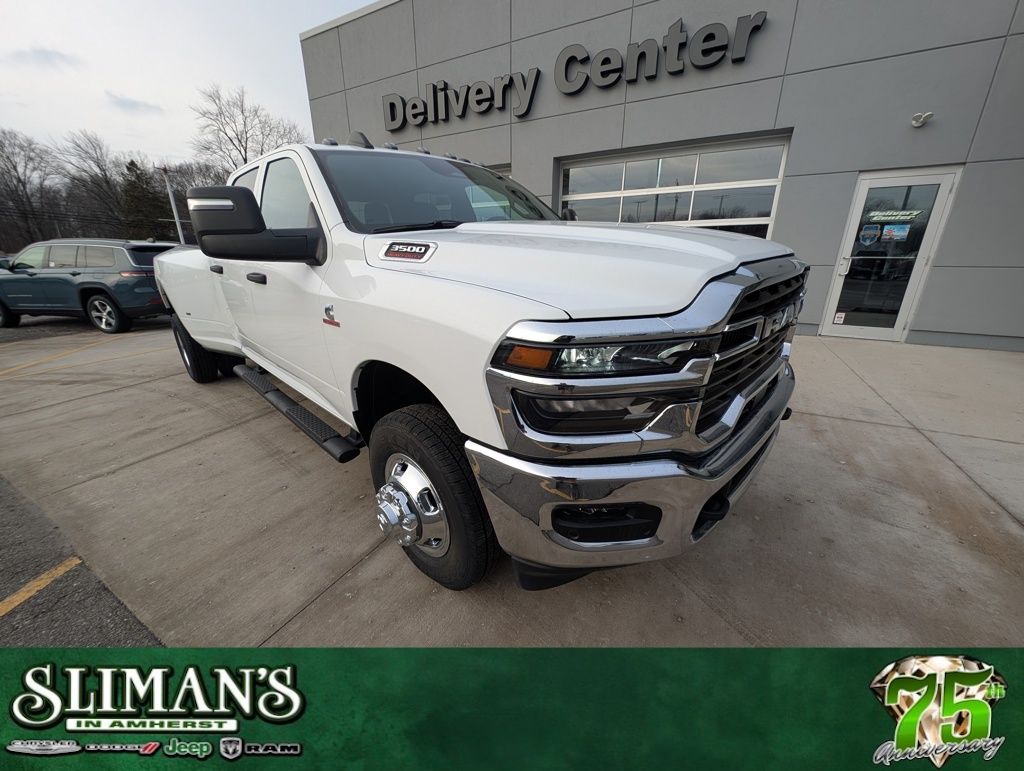2026 RAM 3500 Tradesman Crew Cab LB DRW 4WD