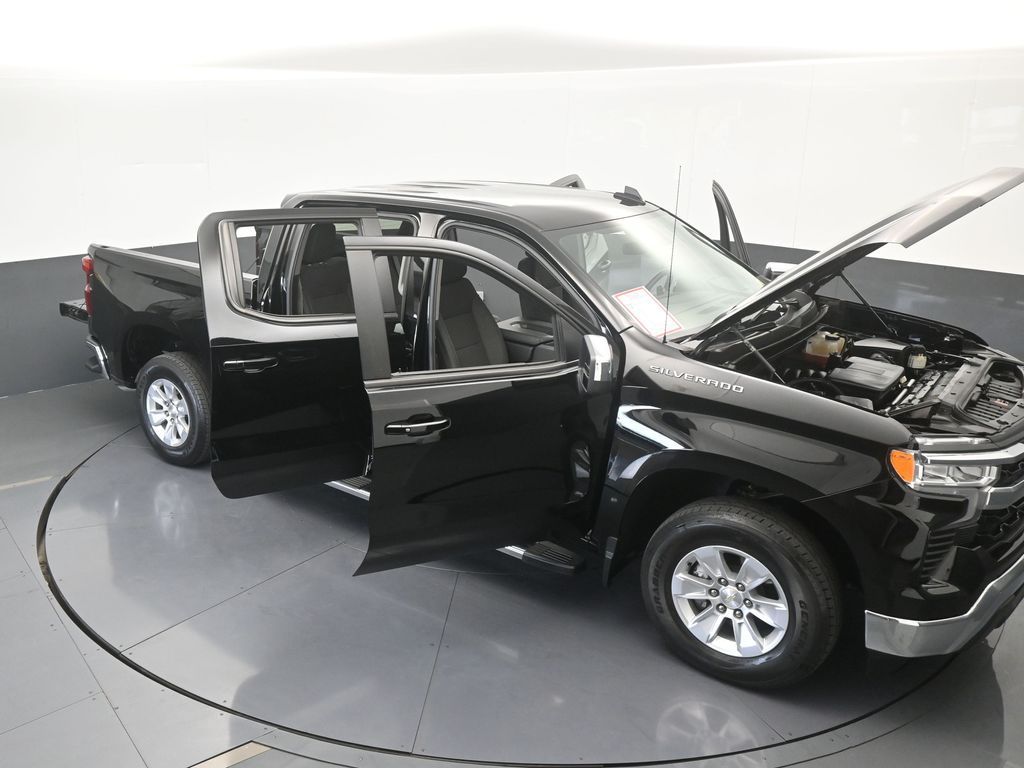 Used 2024 Black Chevrolet LT image 66