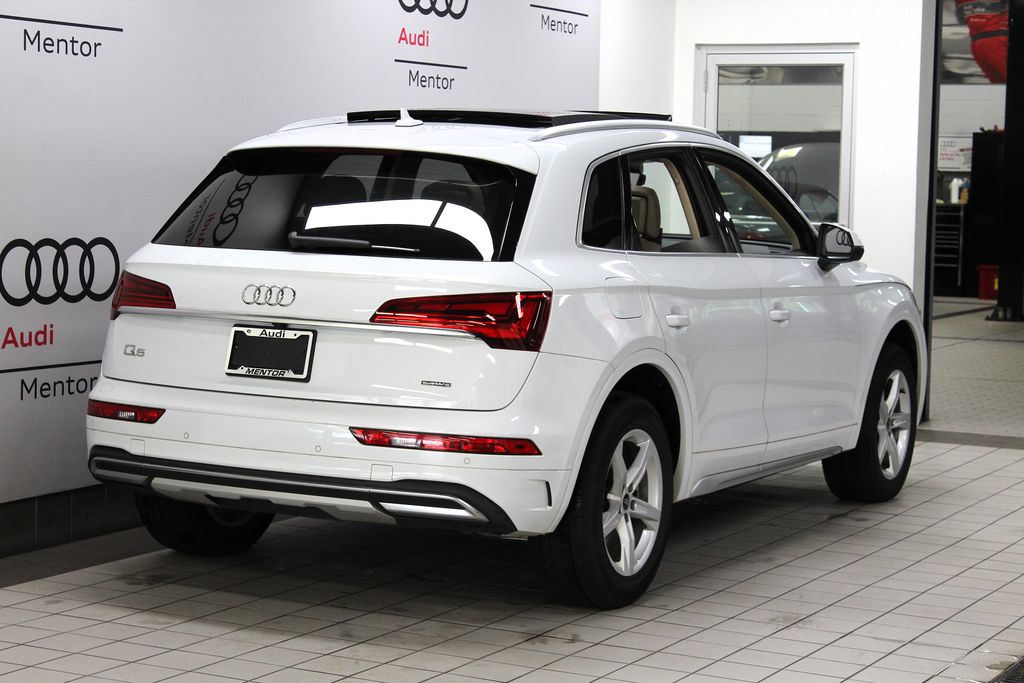 Thumbnail: 2022 Audi Q5 - 6