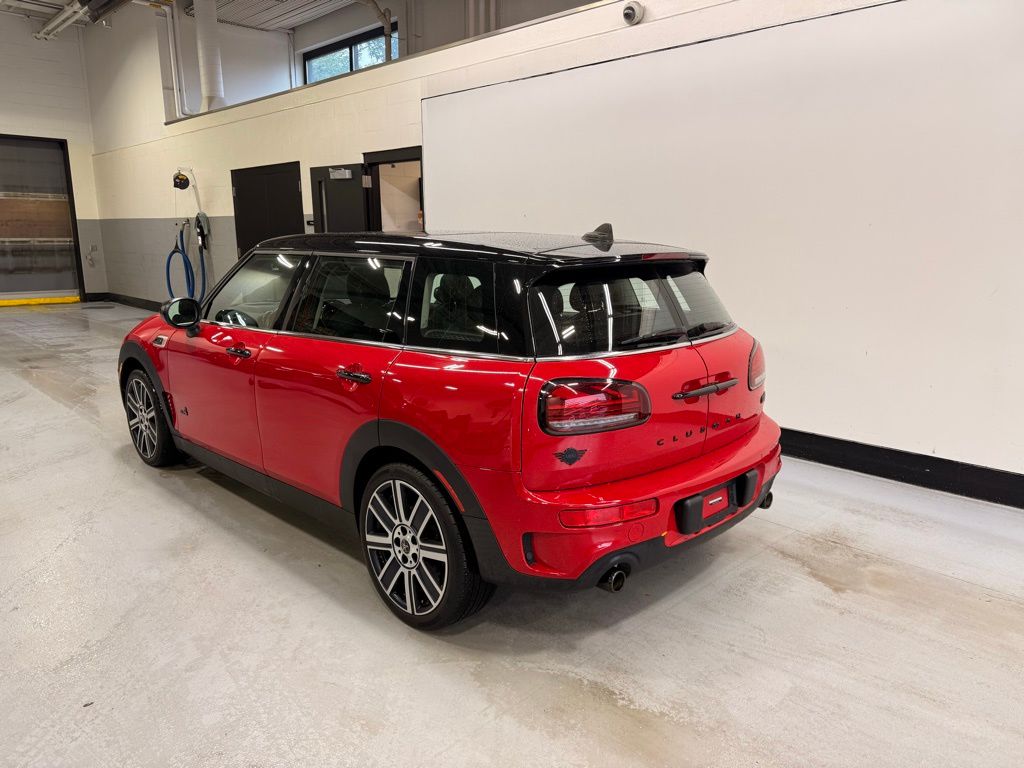 Thumbnail: 2023 MINI Cooper Clubman - 3