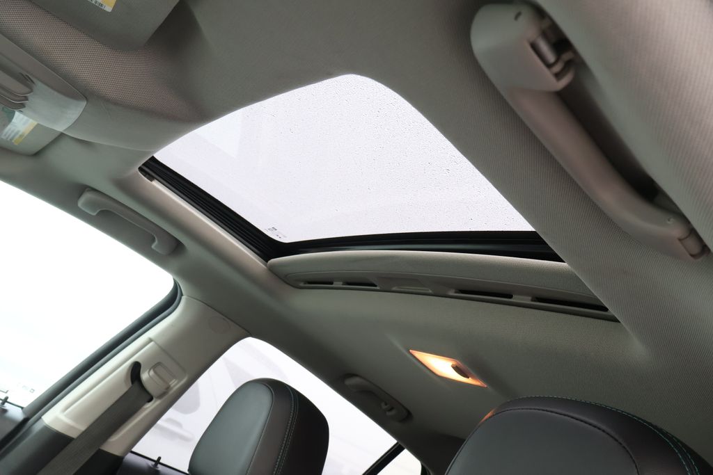 Thumbnail: 2016 Chevrolet Trax - 10