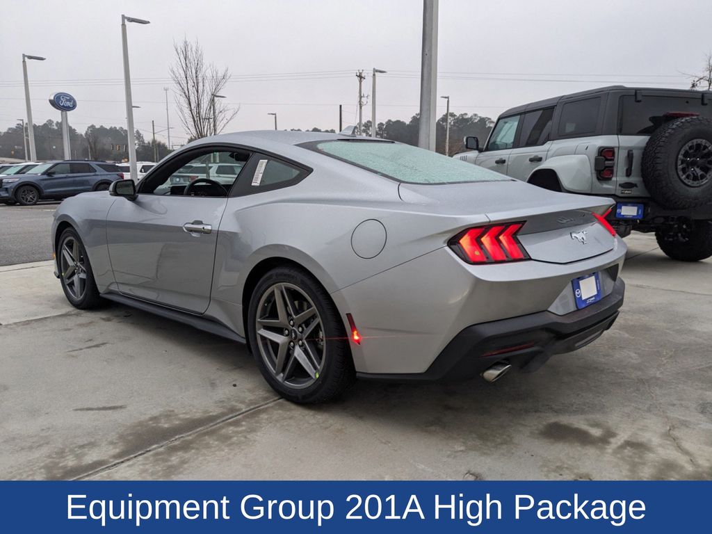 2025 Ford Mustang EcoBoost Premium