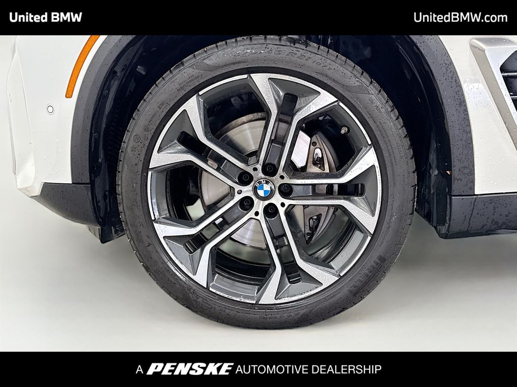 Thumbnail: 2024 BMW X5 - 2