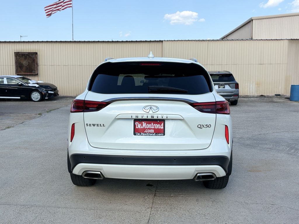 2021 INFINITI QX50 LUXE - 5