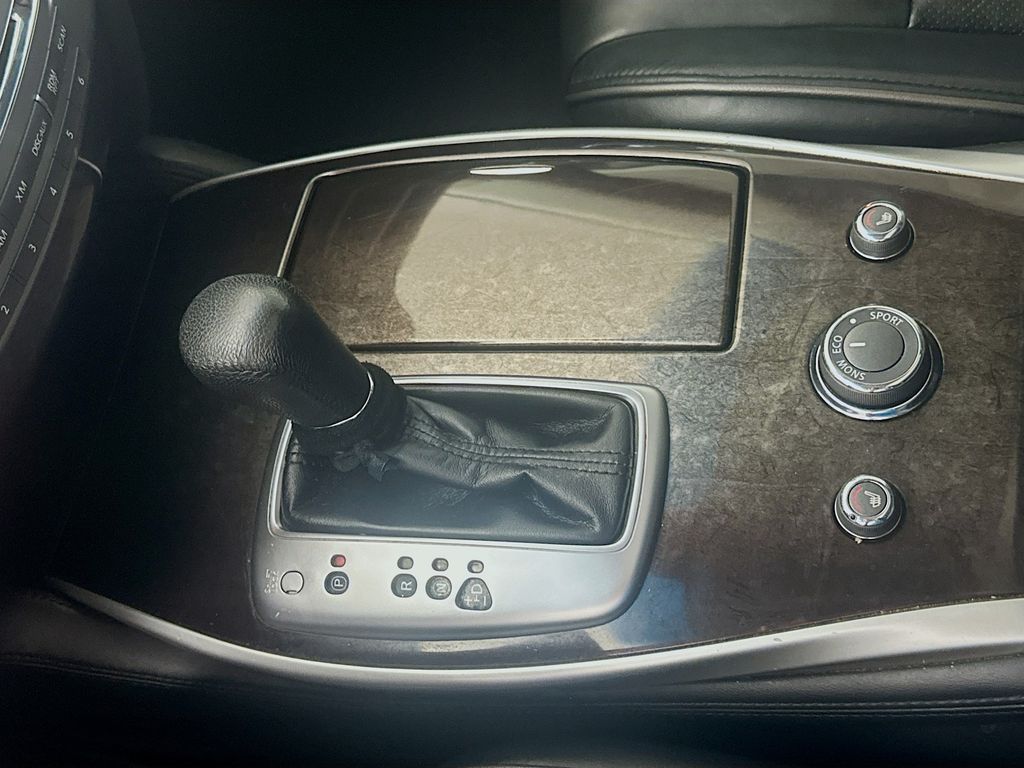 Thumbnail: 2015 INFINITI QX60 - 17