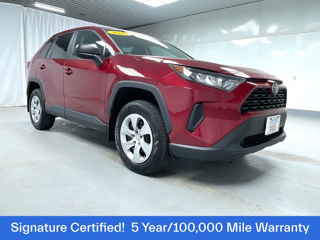 2022 Toyota RAV4 LE