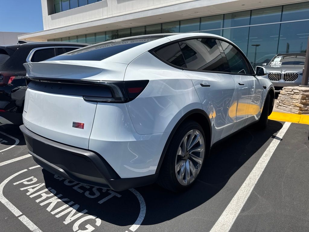Thumbnail: 2026 Tesla Model Y - 4