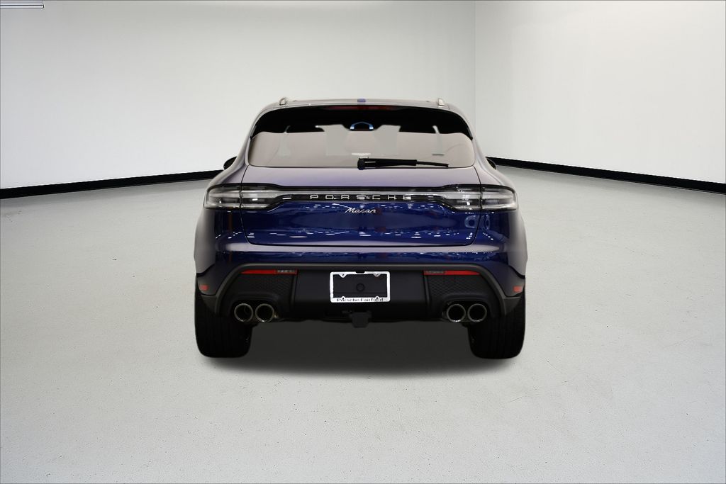 Thumbnail: 2026 Porsche Macan - 6