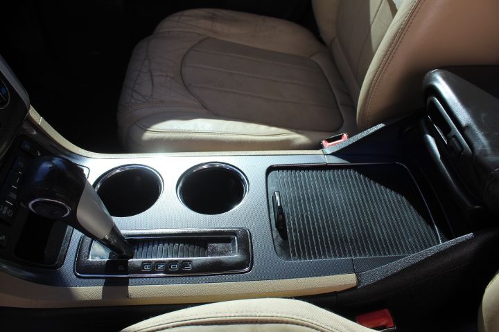 Used Car 2012 Chevrolet Traverse  Ltz For Sale Under $10,000 In Georgetown, Texas