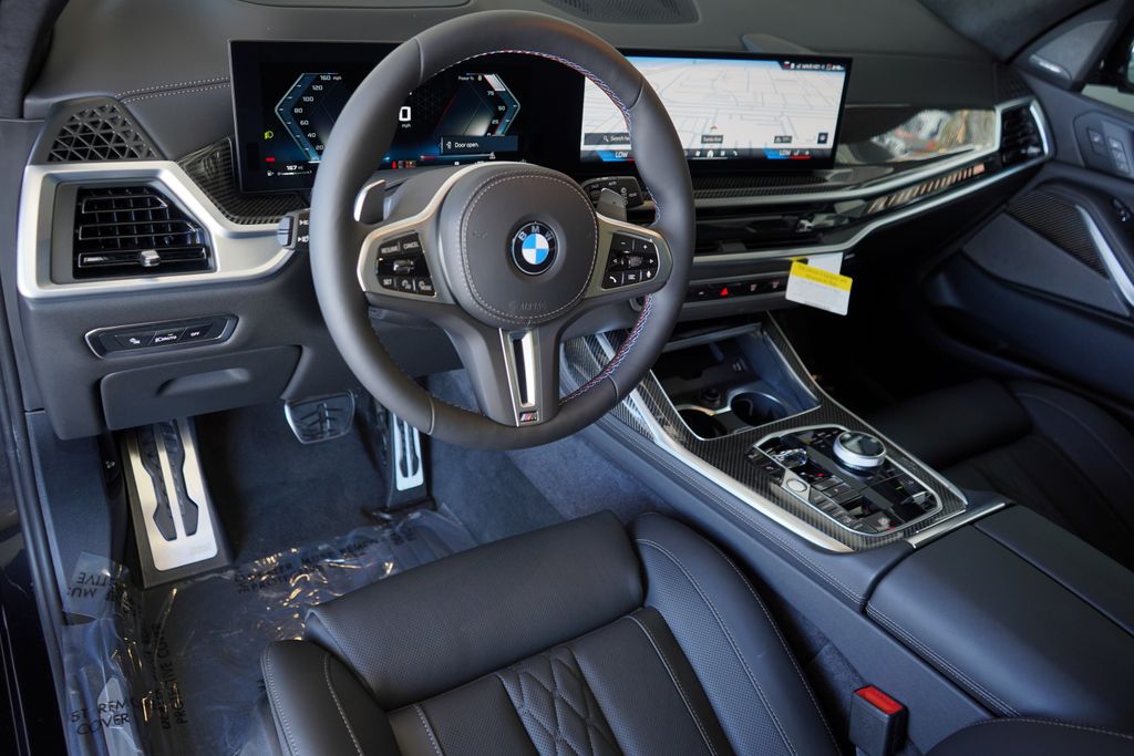 Thumbnail: 2026 BMW X7 - 13