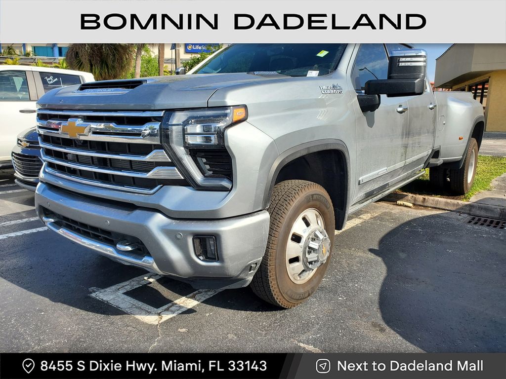 2024 Chevrolet Silverado 3500HD High Country photo