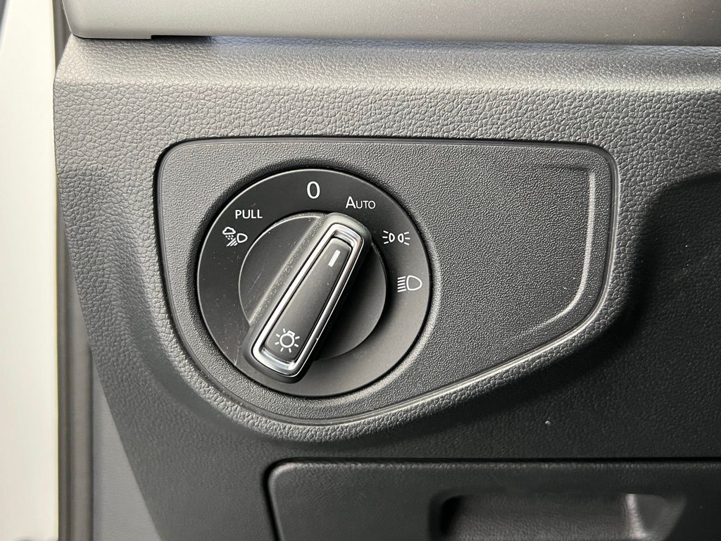 2023 Volkswagen Atlas SEL 22